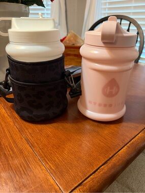 HydroJug Twin Set in Pink and White with Black Neoprene Sleeve